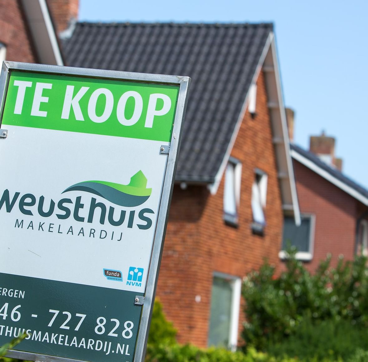 Onze <strong>woningmakelaars</strong> helpen ook met…
